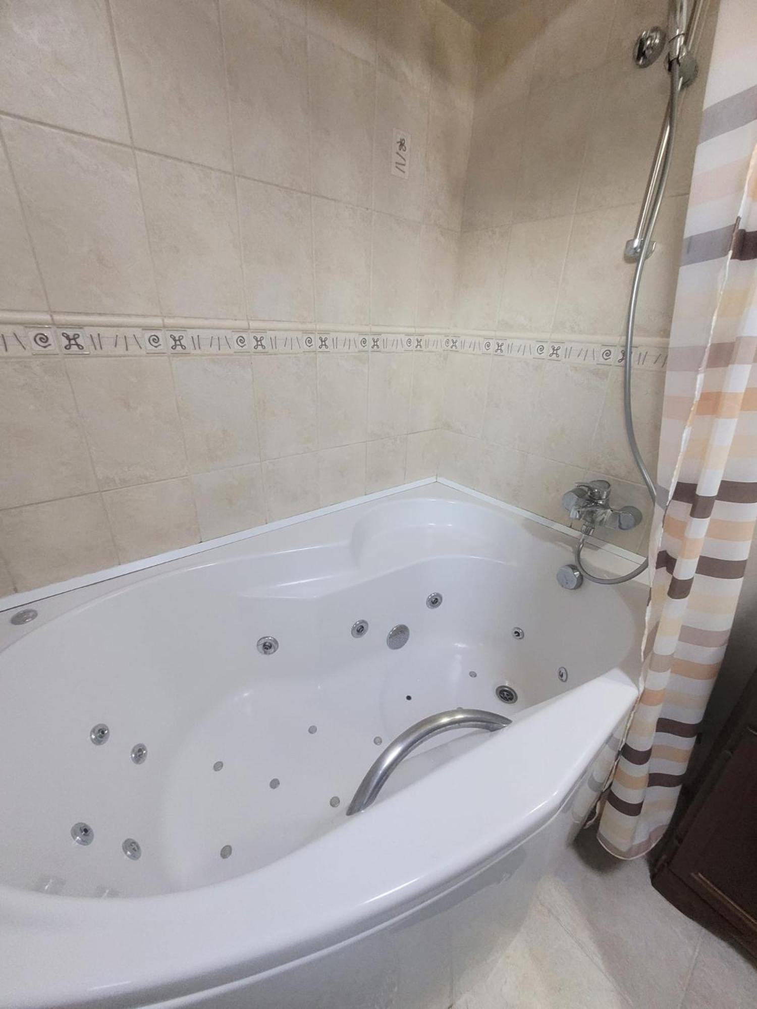 Ultracentral Bucharest Apartment Buitenkant foto